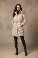 Μπεζ μπουφάν με μανίκια - Μοντέλο