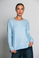 Ασύμμετρο πλεκτό λαιμόκοψη